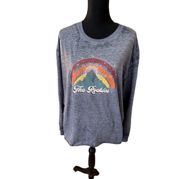 C&C California Tops - C&C California Womens T Shirt size L Relaxed "The Rockies" Grey Long Sleeve